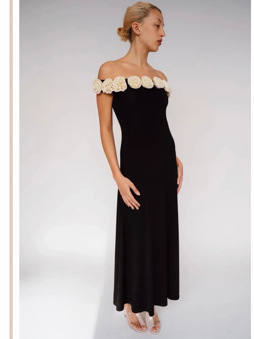 Mr. Larkin off shoulder